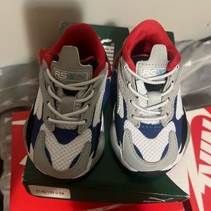 LIKE NEW TODDLER PUMA